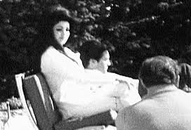 MOVING GIF ELvis with Priscilla 1967 enjoying outdoor